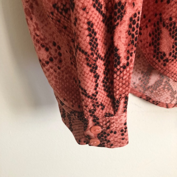 Only pink snake blouse - Picture 4 of 5